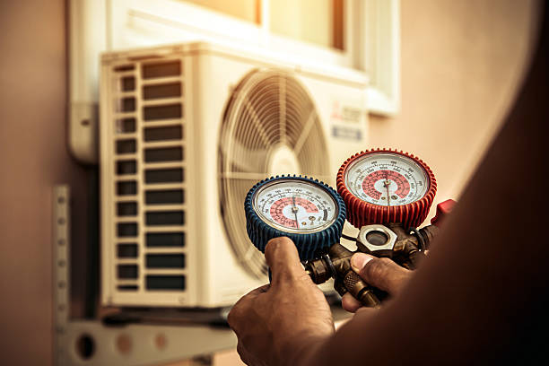 Professional Hvac technician working in Brightwood, VA